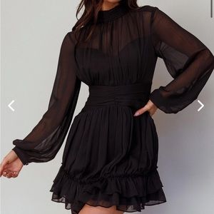 MANDALAY HIGH NECK LONG SLEEVE WAISTBAND DRESS BLACK selfie Leslie medium NWT